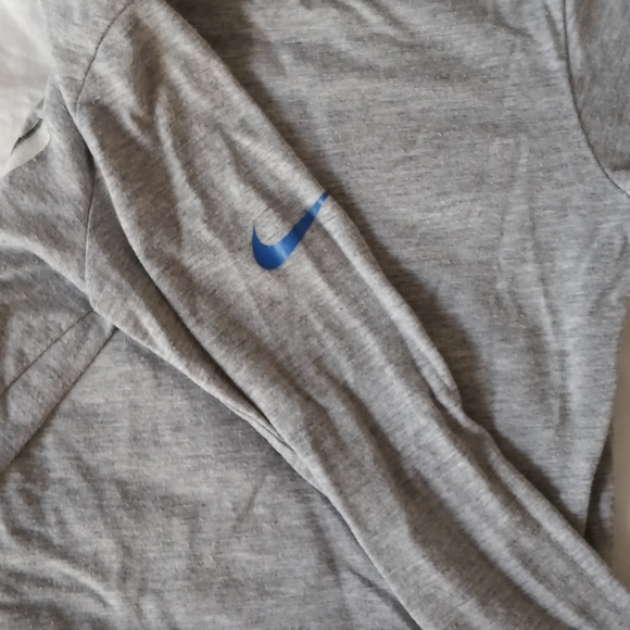 Nike boys long Sleeved tee (football) - Picture 3 of 5